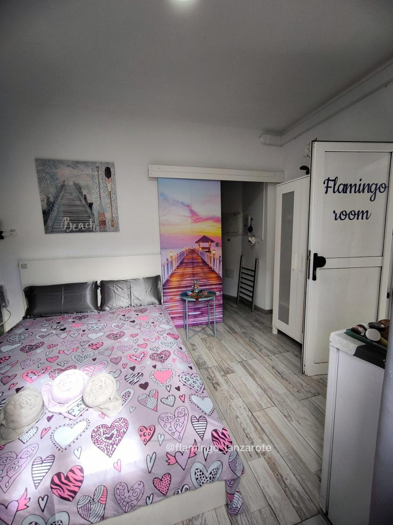 Habitacion Flamingo, Entrada Privada Y Bano Privado En Suite By Flamingo House, No Fumadores أرّاثيفي المظهر الخارجي الصورة